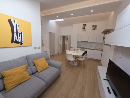 For Sale Apartment SIENA CITY CENTER: JUST STEPS FROM PIAZZA DEL CAMPO . For sale, in the heart of the historic...